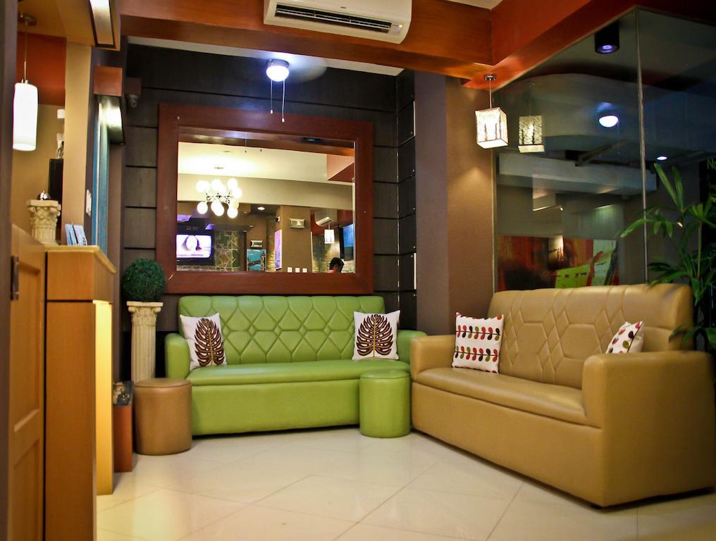 ลา กลอเรียเรสซิเดนซ์อินน์ Cebu ภายนอก รูปภาพ